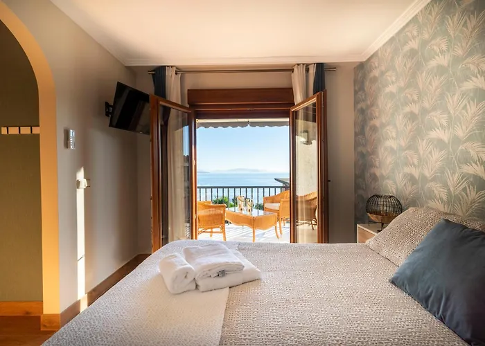 Beach-piscina Climatizada Montalvo